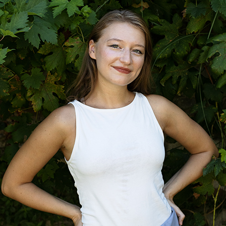 Gyrotonic_staff-shiri